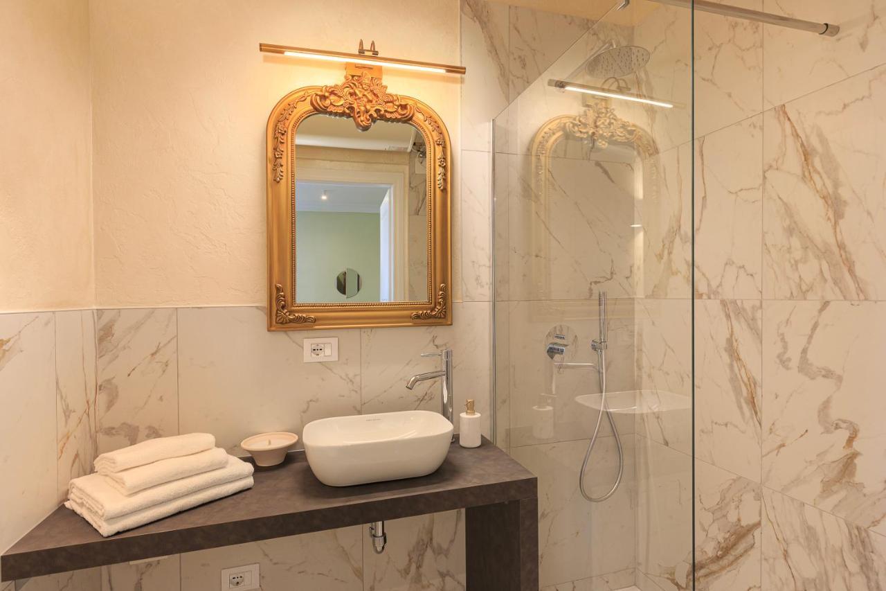 Leopoldo Apartment Baveno Luaran gambar