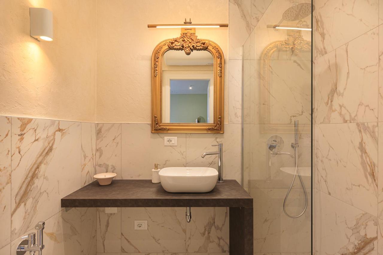 Leopoldo Apartment Baveno Luaran gambar